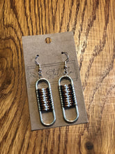 Load image into Gallery viewer, Falling for You Earrings